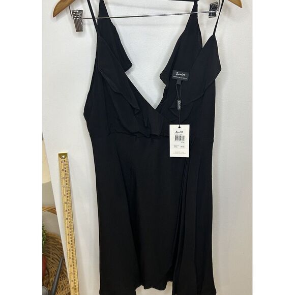 Bardot Dresses & Skirts - Bardot‎ Dress Midi Black Fishtail LBD Sleeveless Size 8 (M) Stirs front and back